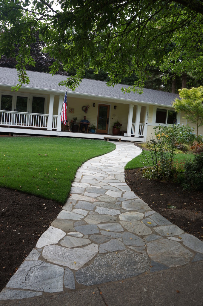 Custom Paths & Patios | Stone Pavers, Flagstone, Brick Patios